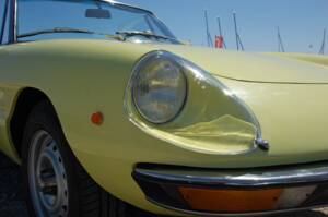 Image 5/24 of Alfa Romeo 1600 Spider (1976)