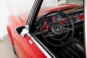 Image 8/30 of Mercedes-Benz 280 SL (1968)