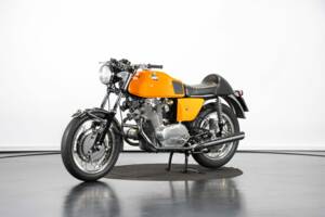 Immagine 8/50 di Laverda 750 SF (1971)