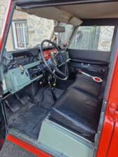 Image 5/54 of Land Rover 109 (1970)