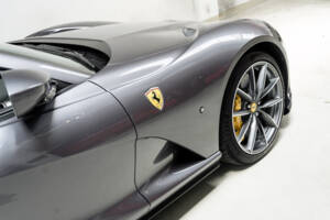 Afbeelding 31/52 van Ferrari 812 GTS (2023)