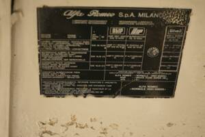 Image 71/100 of Alfa Romeo Giulia Nuova Super 1300 (1977)