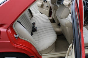 Afbeelding 6/12 van Mercedes-Benz 190 D 2.5 (1985)