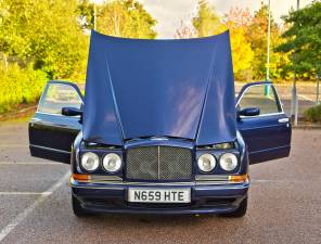 Image 19/50 of Bentley Continental R (1996)