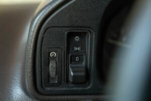 Bild 45/50 von BMW 850i (1990)