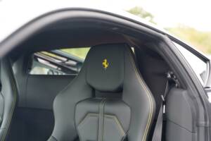 Image 18/50 of Ferrari 488 GTB (2017)