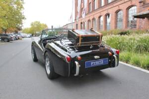 Image 18/18 of Triumph TR 3B (1963)