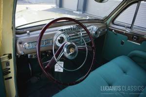 Image 27/50 of Lincoln Zephyr (1947)