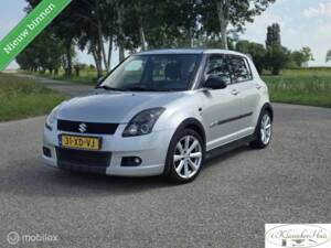 Immagine 1/40 di Suzuki Swift 1.3 (2007)