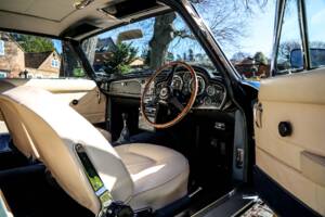 Bild 30/30 von Aston Martin DB 6 Vantage (1966)