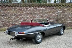 Immagine 47/50 di Jaguar E-Type 3.8 (1961)