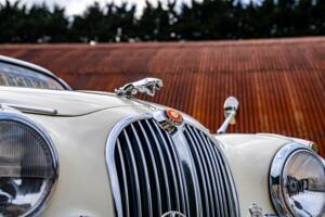 Bild 47/51 von Jaguar 240 (1968)