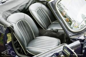 Image 12/60 of Triumph Spitfire Mk III (1970)