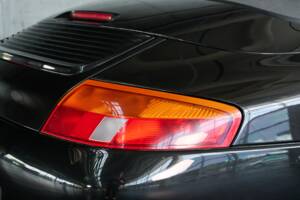 Bild 32/50 von Porsche 911 Carrera (1998)