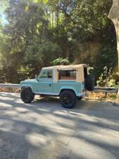 Image 28/72 of Land Rover 90 (1987)