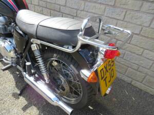 Image 37/39 of Triumph Bonneville T100 (2005)
