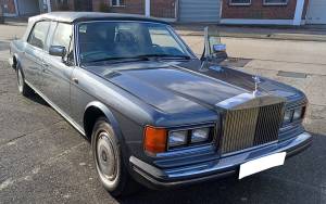 Image 2/10 of Rolls-Royce Silver Spur (1987)