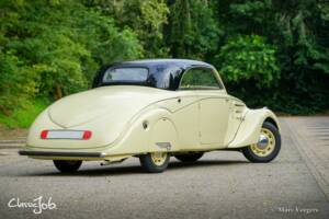 Image 45/47 of Peugeot 402 Eclipse (1935)