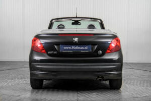 Bild 13/50 von Peugeot 207 CC 1.6 VTi (2009)