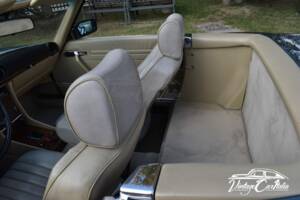 Image 65/75 de Mercedes-Benz 560 SL (1986)