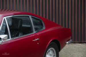 Image 4/20 of Aston Martin V8 (1976)