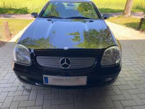 Afbeelding 2/14 van Mercedes-Benz SLK 200 Kompressor (2002)