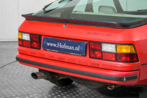 Image 26/50 of Porsche 924 S (1987)