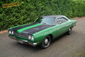 Image 1/51 de Plymouth Road Runner 383 (1969)