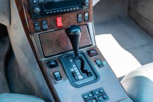 Bild 33/42 von Mercedes-Benz 500 SL (1990)