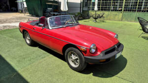 Immagine 17/41 di MG MGB (1979)