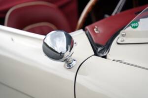 Image 45/50 of Austin-Healey 100&#x2F;6 (BN6) (1958)