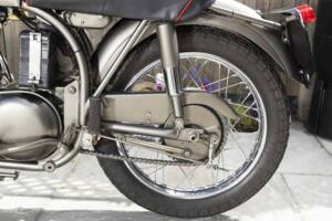 Image 9/40 of Norton Model 30 International (1957)