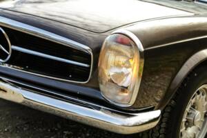 Image 10/21 de Mercedes-Benz 280 SL (1969)