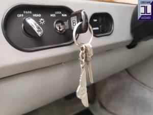 Image 21/50 of Bentley Brooklands (1992)