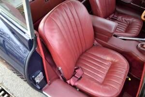 Bild 26/32 von Jaguar E-Type 4.2 (1967)