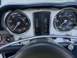 Bild 26/50 von Mercedes-Benz 280 SL (1969)