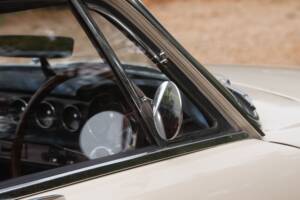 Image 33/50 of Volvo 1800 S (1966)