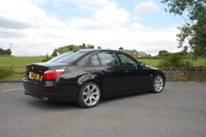 Bild 10/48 von BMW 550i (2006)