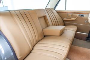 Bild 19/32 von Mercedes-Benz 300 SEL 3.5 (1970)