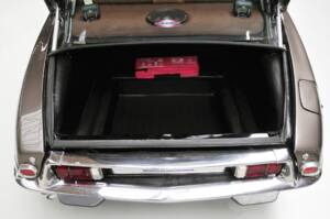 Bild 20/32 von Citroën DS 23 Pallas IE (1973)
