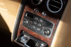 Image 35/50 of Bentley Continental Flying Spur (2007)