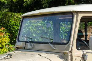 Bild 8/50 von Toyota Land Cruiser BJ 40 (1977)