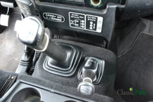 Bild 30/50 von Land Rover Defender 90 Autobiography (2015)