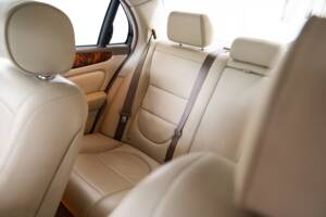 Bild 21/32 von Jaguar XJ 8 3.5 (2005)