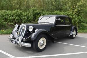 Image 1/57 of Citroën Traction Avant 15/6 (1950)