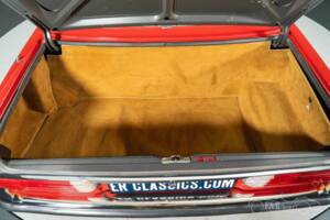 Bild 18/19 von Mercedes-Benz 560 SL (1988)