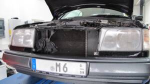 Image 9/171 of Mercedes-Benz E 220 (1994)