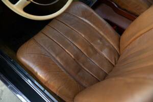 Bild 46/50 von Mercedes-Benz 220 SE b (1964)