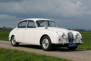 Obraz 19/50 pojazdu Jaguar 240 (1968)