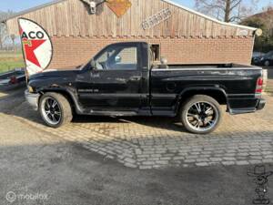 Image 22/34 of Dodge Ram 1500 (1998)